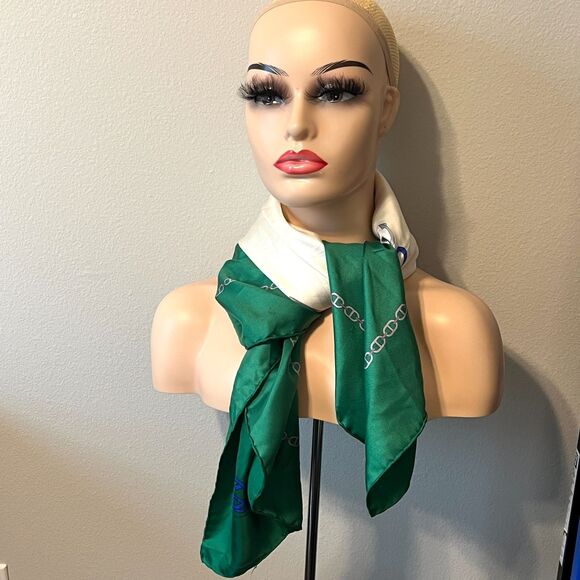 GUCCI Anchor Rope Print Silk 100% Scarf Square MultiColor Green 33"x33" - Picture 6 of 6